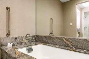 551 N Fort Lauderdale Beach Blvd, Fort Lauderdale, FL 33304 - Photo 9