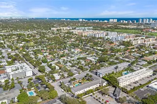 160 NE 8th Ave, Hallandale Beach, FL 33009 - Photo 25