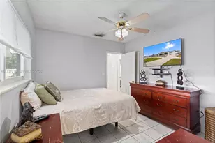 451 W 39th St, Hialeah, FL 33012 - Photo 31