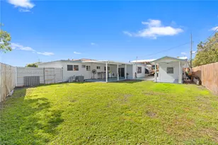 451 W 39th St, Hialeah, FL 33012 - Photo 11