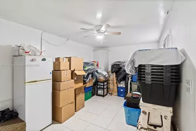 451 W 39th St, Hialeah, FL 33012 - Photo 41