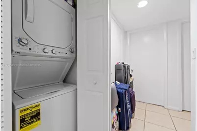 2020 NW 119th St #1122, Miami, FL 33167 - Photo 13