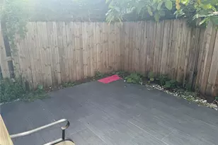 1865 NW 16th St, Miami, FL 33125 - Photo 7