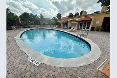 17911 NW 68th Ave #M106, Hialeah, FL 33015 - Photo 37