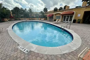 17911 NW 68th Ave, Hialeah, FL 33015 - Photo 37