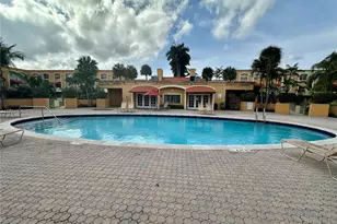 17911 NW 68th Ave, Hialeah, FL 33015 - Photo 35