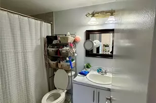 801 SW 133rd Terrace, Pembroke Pines, FL 33027 - Photo 17