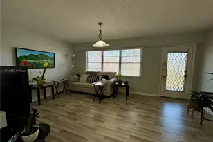 801 SW 133rd Terrace, Pembroke Pines, FL 33027 - Photo 3