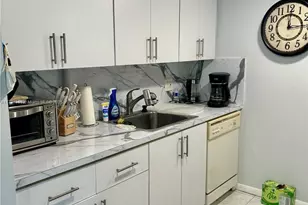 801 SW 133rd Terrace, Pembroke Pines, FL 33027 - Photo 9