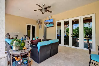 15210 SW 74th Ct, Palmetto Bay, FL 33157 - Photo 19