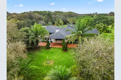 14875 SW 212th St, Miami, FL 33187 - Photo 17