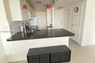 2899 Collins Ave, Miami Beach, FL 33140 - Photo 5