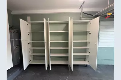 8204 NW 100th Ln, Tamarac, FL 33321 - Photo 13