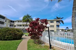 450 Golden Isles Dr, Hallandale Beach, FL 33009 - Photo 45
