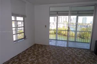 3030 Marcos Dr, Aventura, FL 33160 - Photo 15