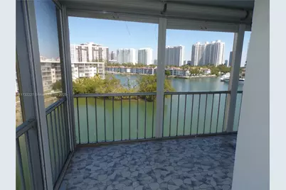 3030 Marcos Dr #T601, Aventura, FL 33160 - Photo 9
