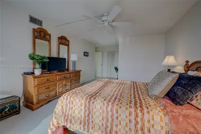 600 Parkview Dr #601, Hallandale Beach, FL 33009 - Photo 25