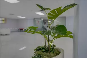 600 Parkview Dr, Hallandale Beach, FL 33009 - Photo 57