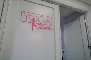 600 Parkview Dr, Hallandale Beach, FL 33009 - Photo 49