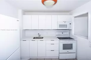 16950 W Dixie Hwy, North Miami Beach, FL 33160 - Photo 5