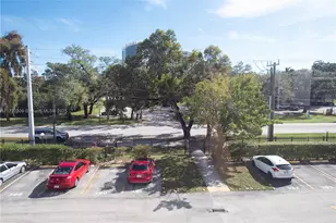 16950 W Dixie Hwy, North Miami Beach, FL 33160 - Photo 27
