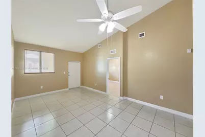 1666 SE 27th Ct #207, Homestead, FL 33035 - Photo 7