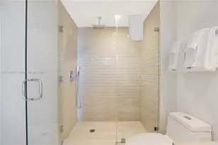 4010 S Ocean Dr, Hollywood, FL 33019 - Photo 23