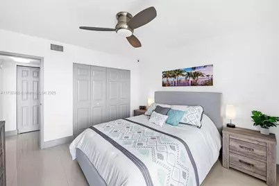 3675 N Country Club Dr #1006, Aventura, FL 33180 - Photo 23