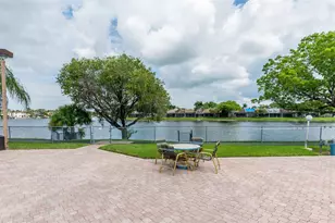 1100 Colony Point Cir, Pembroke Pines, FL 33026 - Photo 41