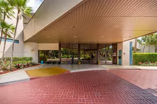 1100 Colony Point Cir, Pembroke Pines, FL 33026 - Photo 27