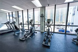 2301 S Ocean Dr, Hollywood, FL 33019 - Photo 25