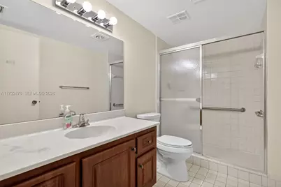 481 Ives Dairy Rd #105-4, Miami, FL 33179 - Photo 13