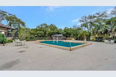 481 Ives Dairy Rd #105-4, Miami, FL 33179 - Photo 33