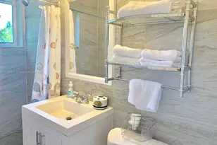 2 NE 45th St, Miami, FL 33137 - Photo 7