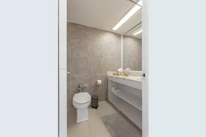 5445 Collins Ave #1633, Miami Beach, FL 33140 - Photo 5