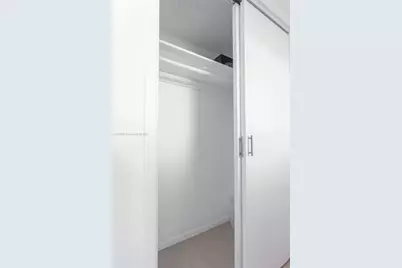 5445 Collins Ave #1633, Miami Beach, FL 33140 - Photo 15