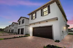 5600 NW Coventry Cir, Port Saint Lucie, FL 34986 - Photo 1