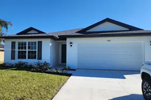 3529 NE 20th Pl, Cape Coral, FL 33909 - Photo 1