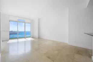 325 S Biscayne Blvd, Miami, FL 33131 - Photo 3