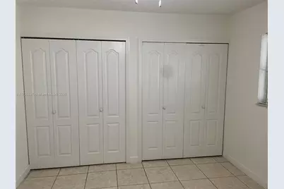 1950 W 54th St #112, Hialeah, FL 33012 - Photo 23
