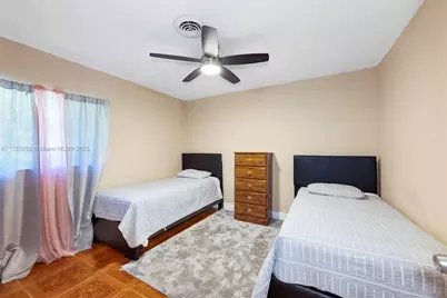 8406 NW 35th St, Coral Springs, FL 33065 - Photo 17