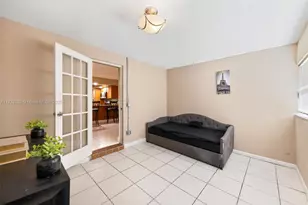 8406 NW 35th St, Coral Springs, FL 33065 - Photo 19
