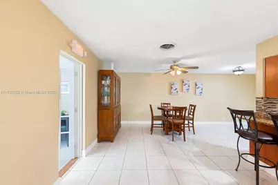 8406 NW 35th St, Coral Springs, FL 33065 - Photo 11