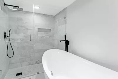 1000 Island Blvd #2003, Aventura, FL 33160 - Photo 25
