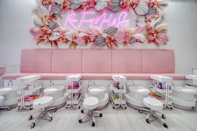 Nail Salon & Spa For Sale in Hialeah Gardens, Hialeah Gardens, FL 33018 - Photo 3