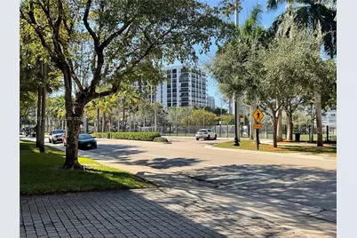 201 178th Dr #309, Sunny Isles Beach, FL 33160 - Photo 25