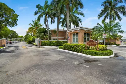 3275 NW 44th St #3, Oakland Park, FL 33309 - Photo 33