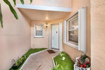 3275 NW 44th St #3, Oakland Park, FL 33309 - Photo 1