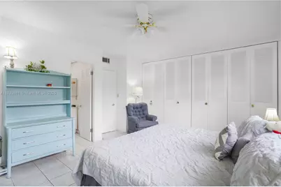 5171 W Oakland Park Blvd #311, Lauderdale Lakes, FL 33313 - Photo 13