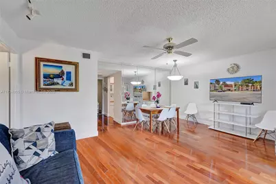 8260 SW 24th St #6210, North Lauderdale, FL 33068 - Photo 5